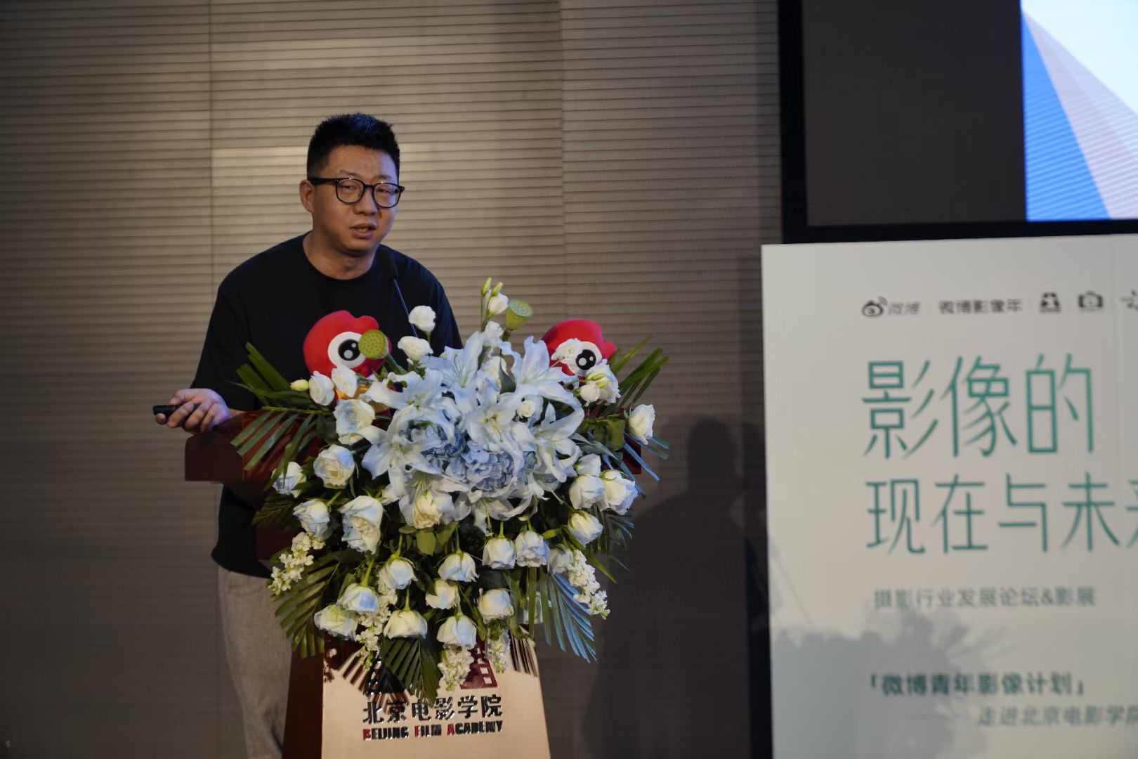 摄影讲座与工作坊｜摄影师刘翔