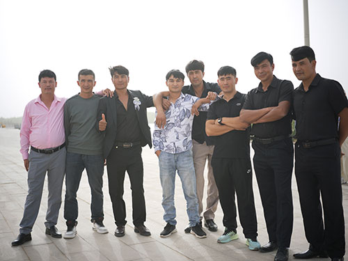 人文摄影作品，街头人物与社会场景观察