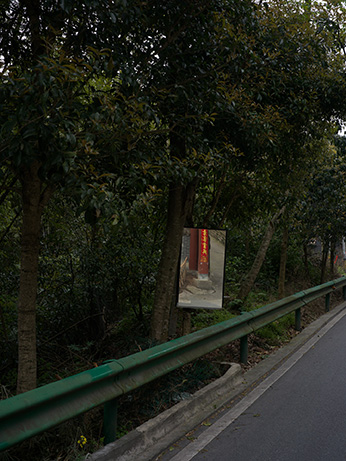 被遗弃之境系列摄影，废弃空间与时间痕迹