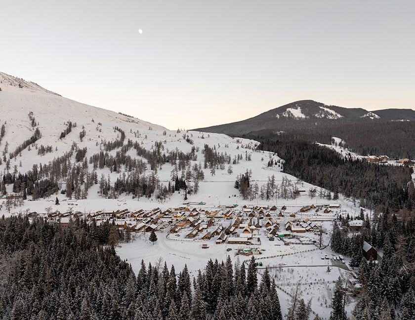 风光摄影作品，自然光线与地形层次