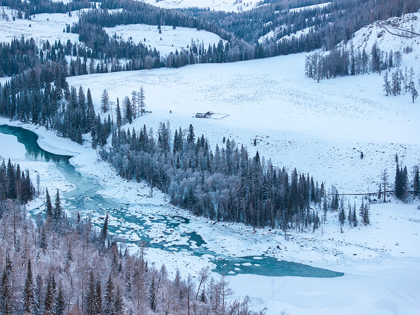 风光摄影作品，自然光线与地形层次